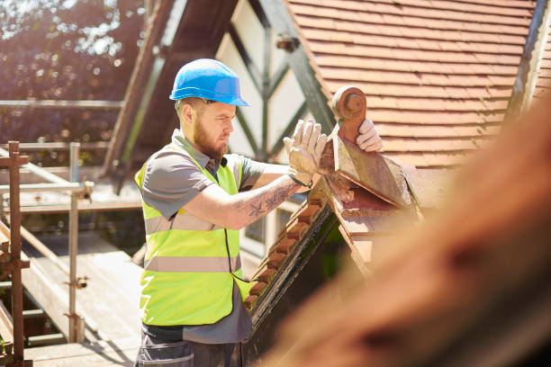 Best Emergency Roof Repair  in Bluffton, IN